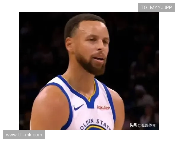 魔术团队篮球五得分上双，胜勇士典范